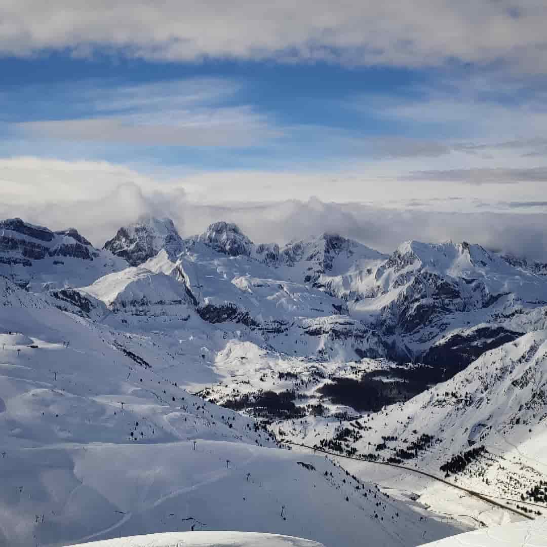 Consejos de seguridad para esquiar en las pistas de los pirineos gavin