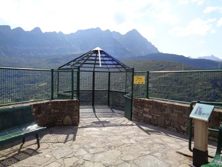 Mirador de Hoz de Jaca sobre el embalse de Búbal, en el Valle de Tena