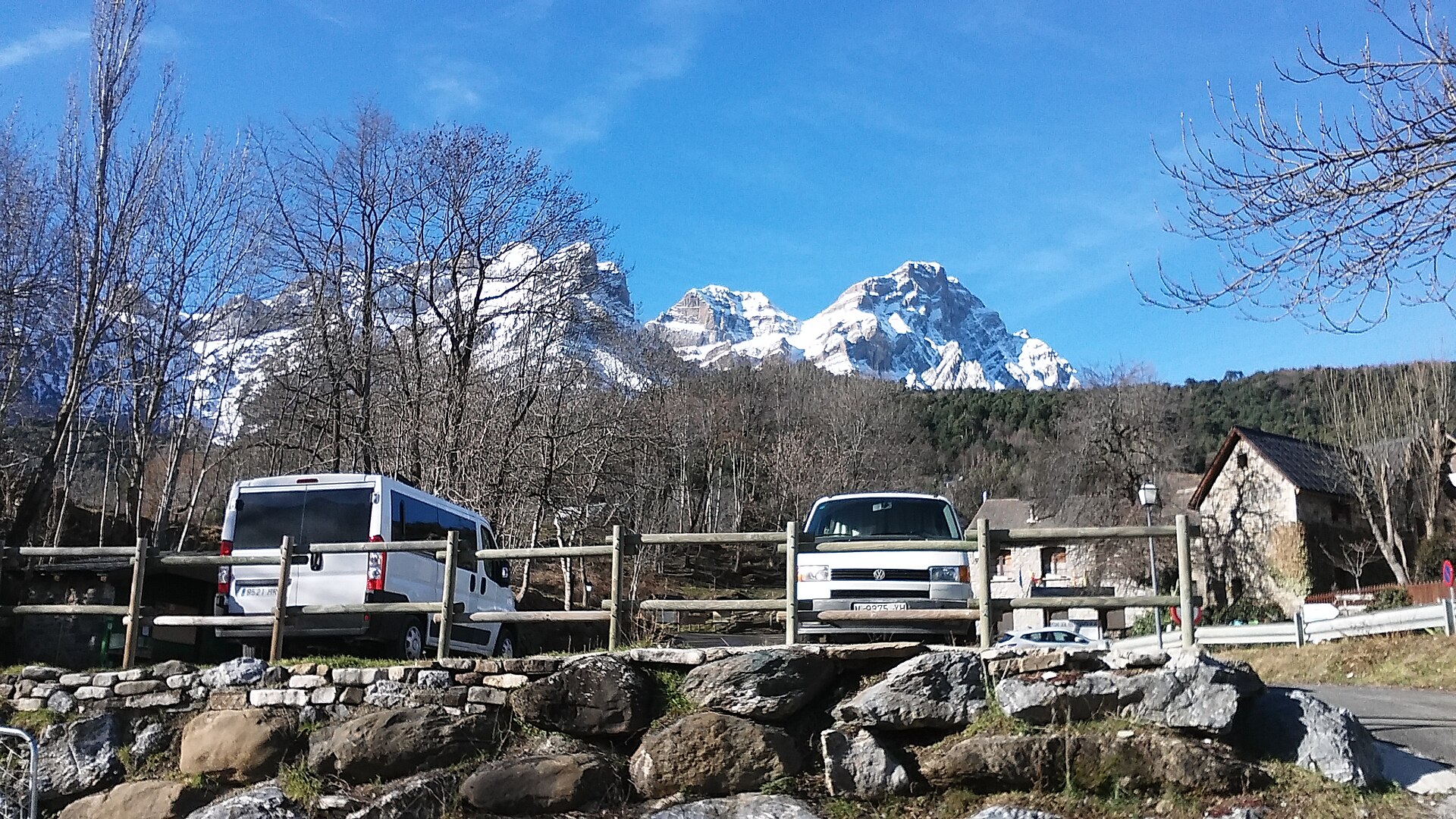 El pueblo de Piedrafita de Jaca en el Valle de Tena, Huesca